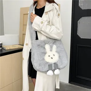Borsa a tracolla in peluche grigio con grazioso design a coniglio 3D per l'autunno inverno