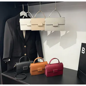 Sacs carrés à motif litchi en six couleurs avec boucles en métal et poignée