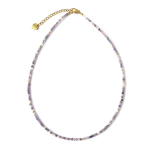 Collana con perline di cristallo naturale viola 2mm e catena in acciaio placcato oro 18k