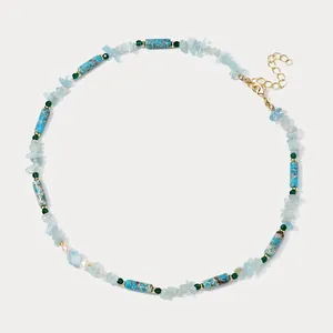 Collier de perles d'eau douce et pierres naturelles bleues avec fermoir ajustable