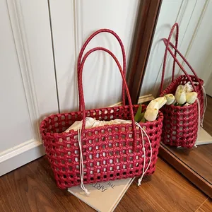 Women Woven Hollow Tote Bag And Drawstring Inner Bag Fashion PVC Shoulder Bag Large Capacity Beach Handbag Vacation Purse