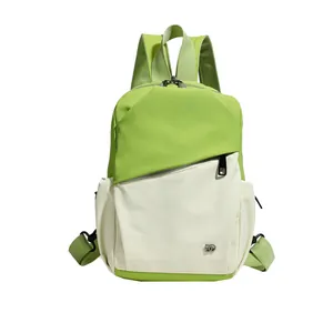 Mochila tres en uno verde y blanca para mujer de nailon impermeable con bolsillo frontal