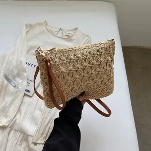 Women Summer Beach Straw Tote Bag Hollow Floral Weave Crossbody Bag With PU Leather Strap Small Shoulder Bag For Vacation