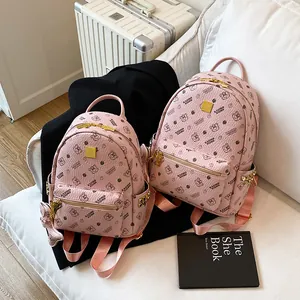 Sac à Dos Femme en Cuir PU Mode Motif Ours de Dessin Animé Fraise Grande Capacité Style Collège Navette Sac à Bandoulière de Voyage