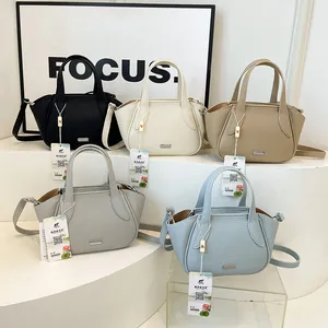 Damen Mode Litschi Textur PU Leder Umhängetasche Trapeztasche Handtasche Mit Metall Logo Für Tägliche Arbeit