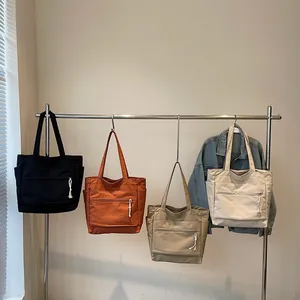 Grands sacs fourre-tout minimalistes en toile en quatre couleurs avec cordon tressé