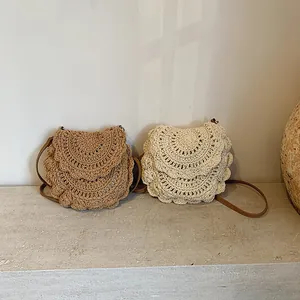 Sacs à bandoulière bohèmes tissés à la main en paille en finitions kaki et blanc crème