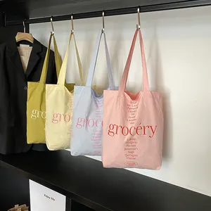 Bolsos shopper minimalistas de lona con letras de grocery en cuatro colores pastel