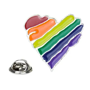 Regenboog hart emaille speld met LGBTQ pride kleuren en stevige vlindersluiting