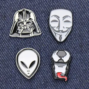 Punk-Emaille-Anstecknadel-Set mit Darth Vader, Guy Fawkes, Alien und Venom Motiven
