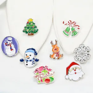 Lot de 8 broches de Noël en émail avec Père Noël et renne sur base en alliage de métal