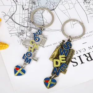 Schweden und Stockholm Schlüsselanhänger in Silber und Bronze mit Flaggen-Herzanhänger