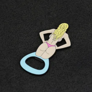 Abrebotellas creativo mujer en bikini con imán y acabado en esmalte de colores