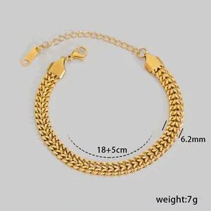 Dettaglio del bracciale a catena piatta dorata da 6,2 mm con misure e peso indicati