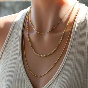 Collana a Strati Vintage in Acciaio Inossidabile Placcato Oro 18K Per Donna Con Catena a Serpente E Corda Gioielli Street Style