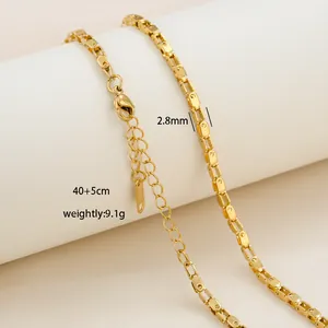 Macro detail of 18K gold-plated 2.8mm snake chain with dimensions and lobster clasp