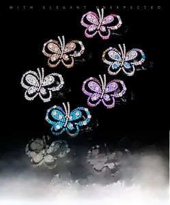 Lot de six pinces à cheveux papillon colorées avec cristaux étincelants pour coiffure élégante