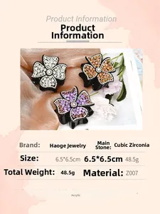 Detailed size chart for clover hair clips featuring crystal rhinestones and acrylic material