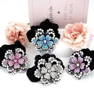 Luxurious Velvet Flower Hair Scrunchie With Rhinestone Inlaid Retro Floral Hair Ring For Women Wedding Party Decorative Hair Tie