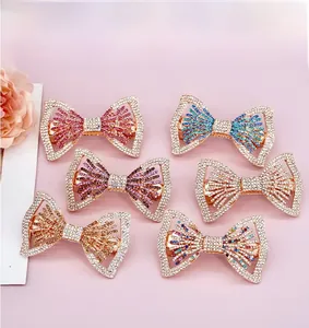 Détails de barrettes à cheveux en cristal étincelant en forme de nœuds colorés