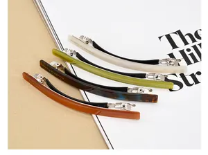 Lot de quatre barrettes minimalistes en acétate en crème, olive, écaille de tortue et ambre