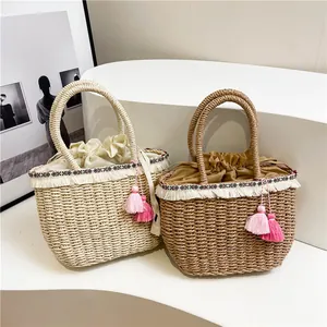 Borse da spiaggia in paglia intrecciata a mano con nappe e manici rotondi beige e marroni