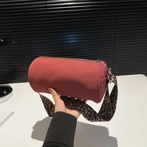 Borsa a Barile in Pelle PU Scamosciata da Donna Con Tracolla Larga Leopardata Borsa a Tracolla a Cilindro Vintage Moda Borsa Quotidiana