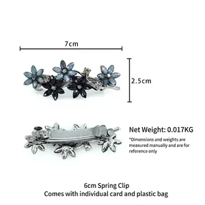 Eleganter gun-black Blumen-Haarclip mit blauen Blüten und Kristallen, 7cm Spangenform