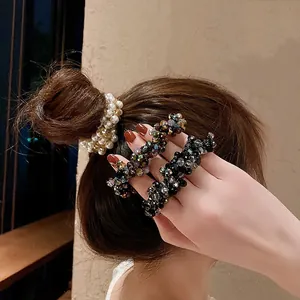 Eleganti elastici per capelli con perle e scrunchie in cristallo colorato per chignon e code