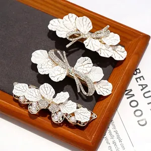 Elegant White Leaf Butterfly Spring Hair Clip Rhinestone Faux Artificial Pearl Alloy Hairpin For Women Korean Style Hair Accessory