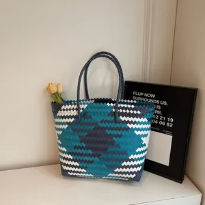 Sac Fourre-tout Tissé de Mode pour Femmes Grande Capacité Motif Géométrique Fibre de Plastique Sacs à Main pour Shopping Plage Épaule