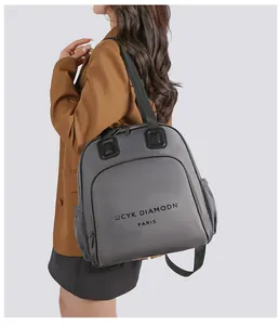 Dunkelgrauer Rucksack mit großem Fassungsvermögen für Damen im modernen Business-Stil