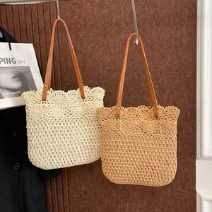 Ausgehöhlte Web-Tragetaschen in Beige und Hellkaffee mit braunen PU-Lederriemen