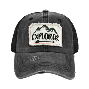 Cappellino baseball grigio antracite slavato con patch EXPLORER e retro a rete
