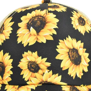 Zwarte honkbalpet met gele zonnebloemprint en ademende beige mesh-panelen voor dames