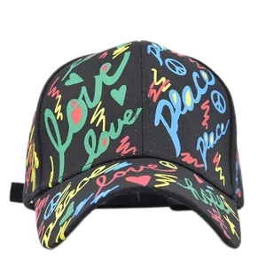 Berretto da baseball graffiti unisex nero con stampe street art colorate Love e Peace