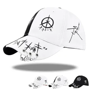 Casquette de Baseball en Coton Graffiti de Rue Avec Anneaux Métalliques Punk Hip Hop Chapeau Snapback Pour Hommes Femmes Protection Solaire