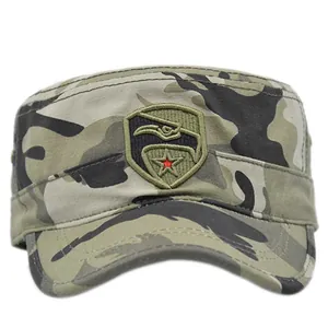 3D-bestickte Dschungel-Camo-Militärmütze mit Adlerwappen und rotem Stern im Relief