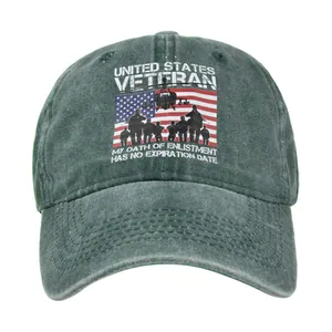 Detail der US-Veteran-Basecap mit hochpräzisem Druck und gewaschener grüner Baumwolle