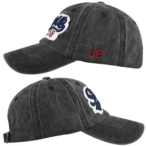 Vue latérale de la casquette délavée grise avec broderie vintage et boucle métallique