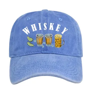 Blaue Baseballkappe aus gewaschener Baumwolle mit WHISKEY-Text und Getränke-Illustration