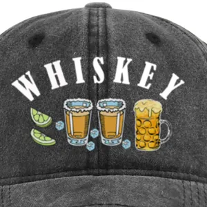 Dunkelgraue Vintage Baumwollkappe mit Whiskey und Bier Grafikdruck für Herren