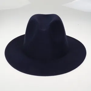 Klassischer marineblauer Wollfilzhut mit breiter flacher Krempe und strukturierter Krone