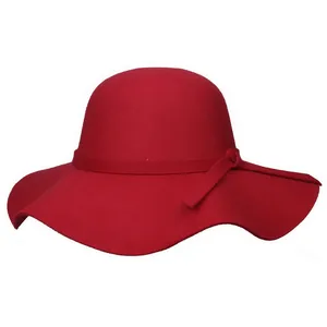 Chapeau en feutre de laine rouge foncé à large bord pour femme avec décoration ruban