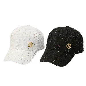 Fashionable tweed baseball cap with sequins and a gold R letter buckle for women