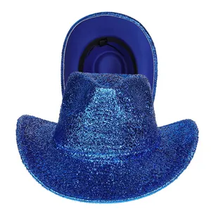 Détail de l'intérieur du chapeau de cow-boy à paillettes bleues avec bandeau et étiquette