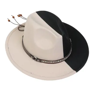 Détail du chapeau Fedora montrant la sangle tissée ethnique et les perles en bois