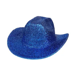 Détail de la finition à paillettes bleu foncé sur le chapeau de cowboy de fête