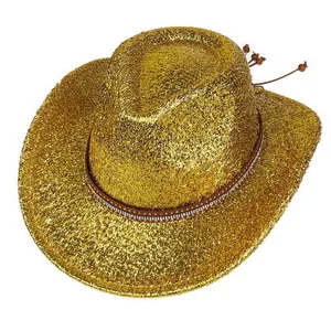 Chapeau de cowboy western doré à paillettes avec bande en cuir cloutée et large bord