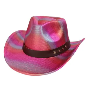 Chapeau fedora holographique à larges bords avec dégradé métallique et ceinture à rivets